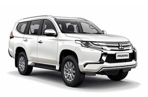 Car rental in Sharjah Mitsubishi Pajero